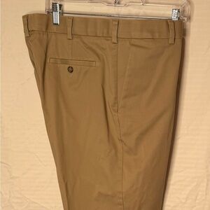 NWOT TravelSMART Roundtree & Yorke MEN'S Tan Pants 40x32